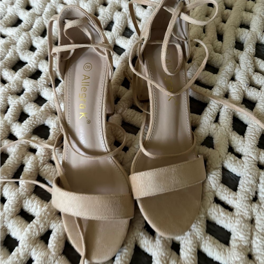 Size 8 Allegra k shoes brand new